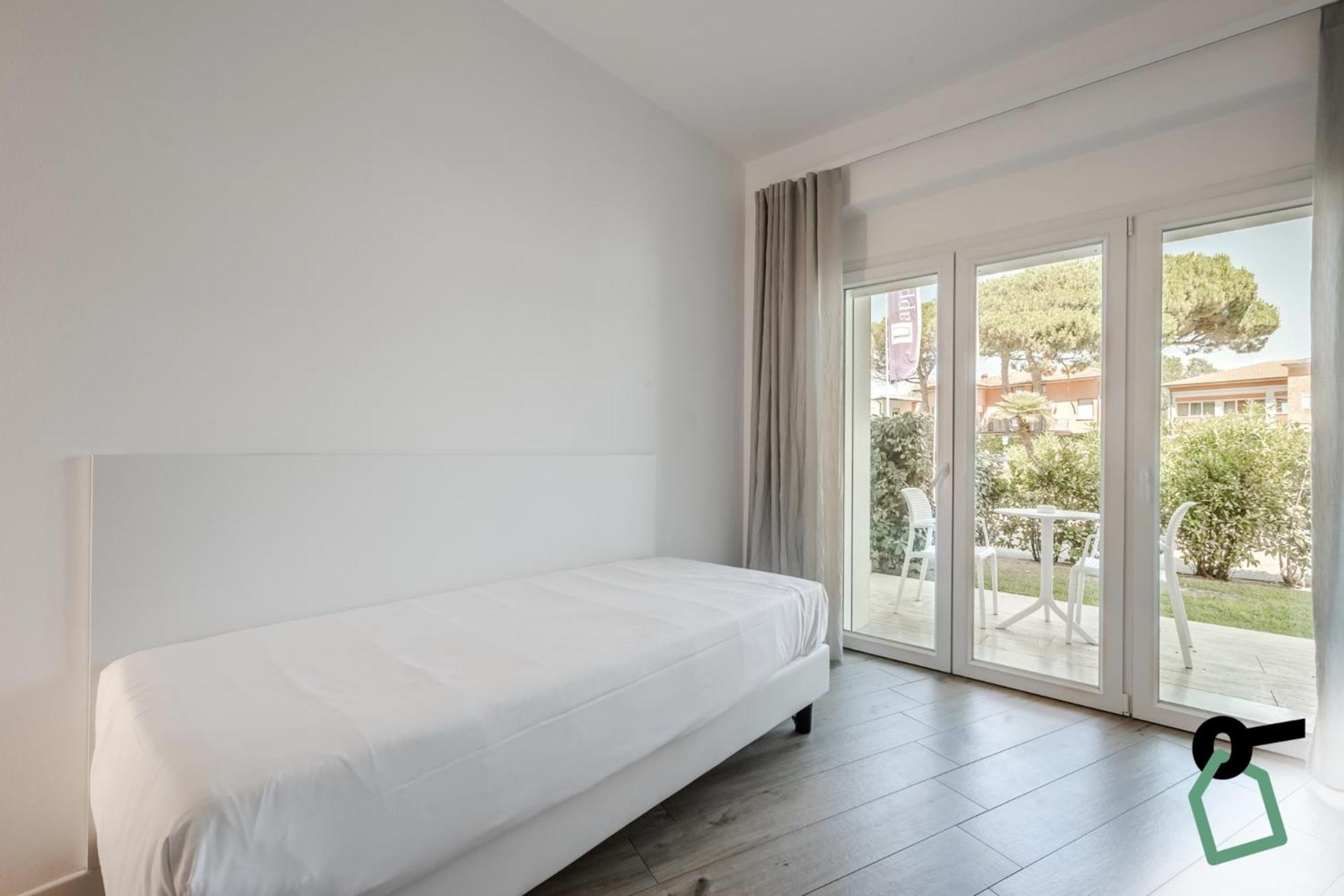 Hotiday Room Collection - Tirrenia Dış mekan fotoğraf