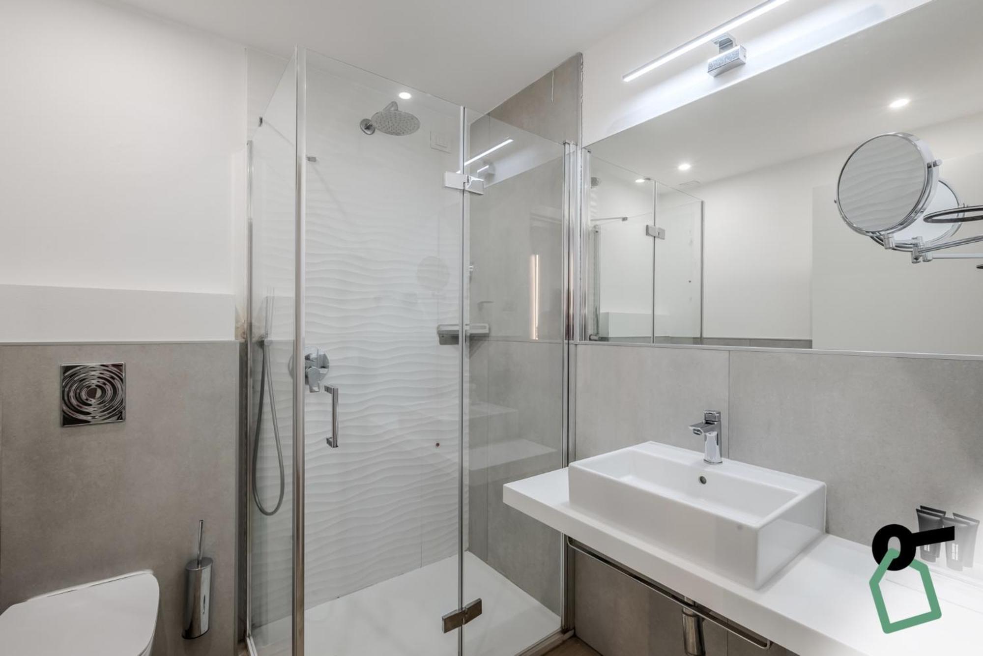Hotiday Room Collection - Tirrenia Dış mekan fotoğraf