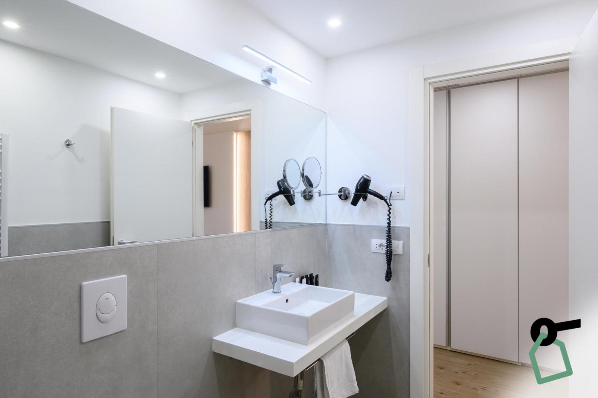 Hotiday Room Collection - Tirrenia Dış mekan fotoğraf
